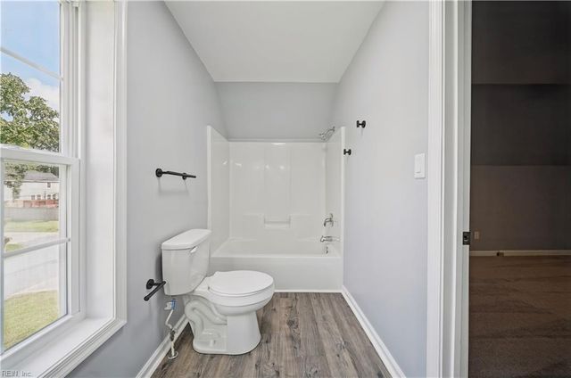 5101 James ST, Chesapeake, VA 23321