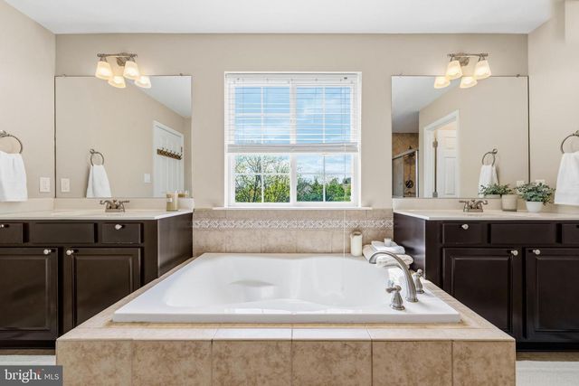 21 LAMMEY WAY, Downingtown, PA 19335