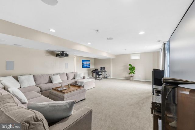 21 LAMMEY WAY, Downingtown, PA 19335