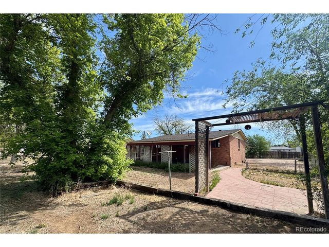 755 S Park Ave, Fort Lupton, CO 80621