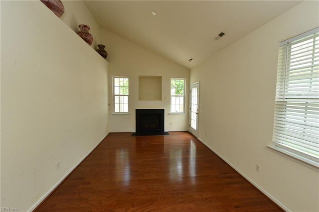 3737 Cainhoy LN, Virginia Beach, VA 23453