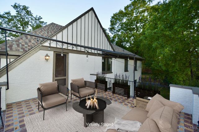 3255 Linwood Avenue, Cincinnati, OH 45226