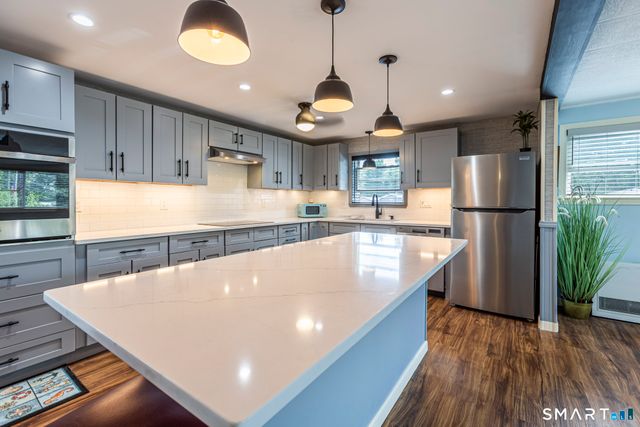 20 Laurel View, Wallingford, CT 06492