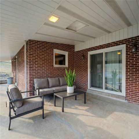 905 Watt Rd, Washington Twp, PA 15613