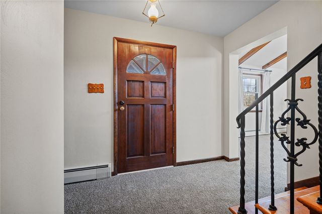 905 Watt Rd, Washington Twp, PA 15613