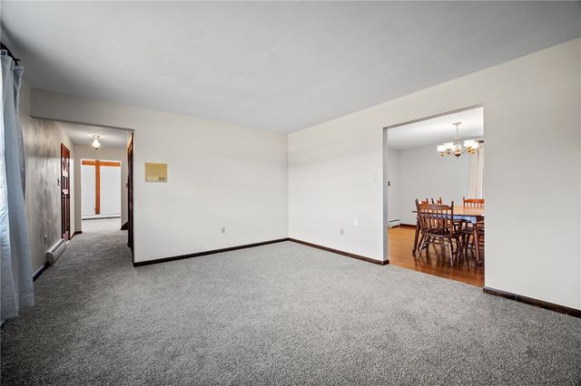 905 Watt Rd, Washington Twp, PA 15613