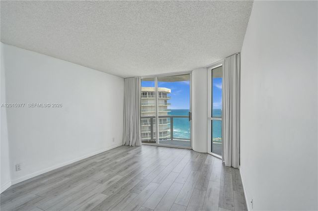 16425 Collins Ave 2715, Sunny Isles Beach, FL 33160