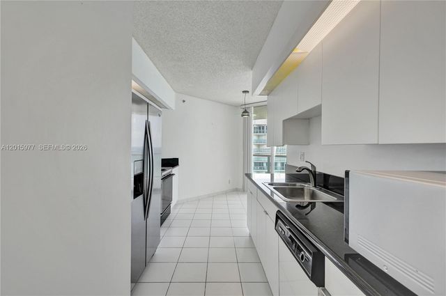 16425 Collins Ave 2715, Sunny Isles Beach, FL 33160