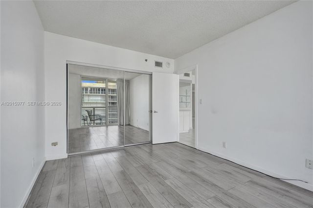 16425 Collins Ave 2715, Sunny Isles Beach, FL 33160