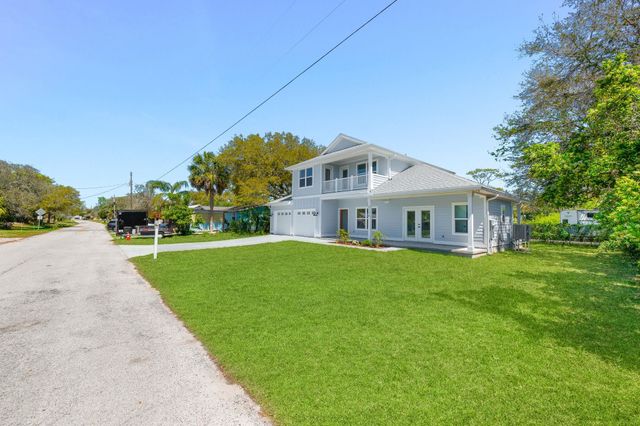 2126 Reef Dr, St Augustine, FL 32080