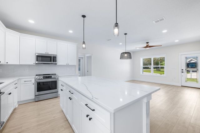 2126 Reef Dr, St Augustine, FL 32080