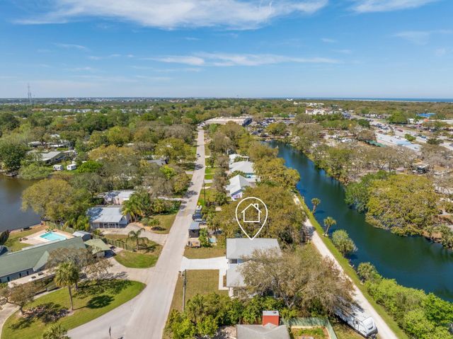 2126 Reef Dr, St Augustine, FL 32080