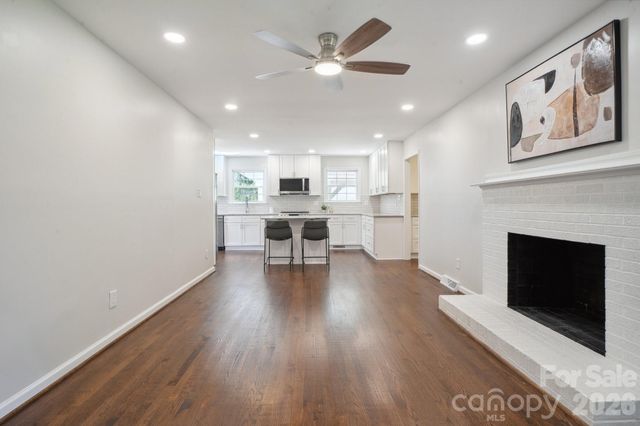 6100 Ashcrest Drive, Charlotte, NC 28217