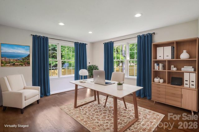 6100 Ashcrest Drive, Charlotte, NC 28217