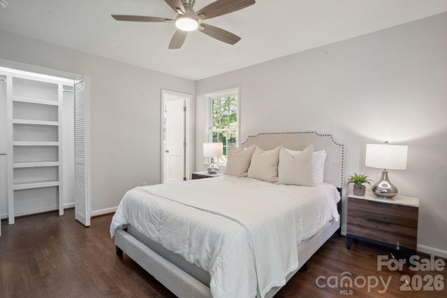 6100 Ashcrest Drive, Charlotte, NC 28217