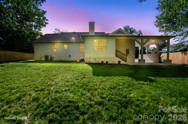 6100 Ashcrest Drive, Charlotte, NC 28217