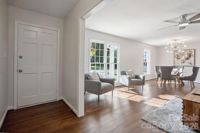 6100 Ashcrest Drive, Charlotte, NC 28217