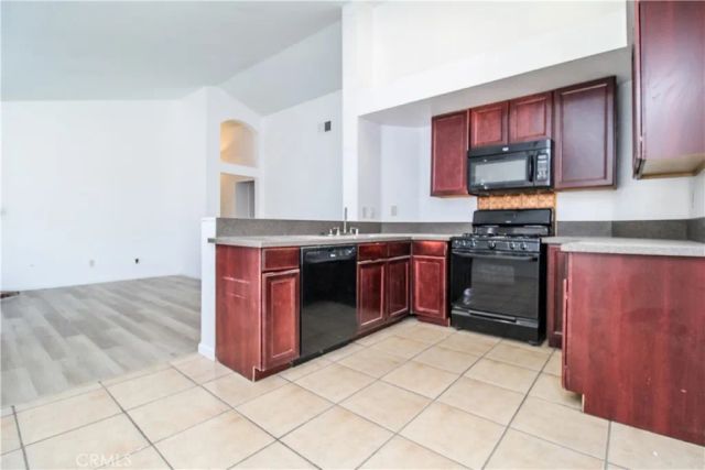14621 Owens River, Victorville, CA 92392