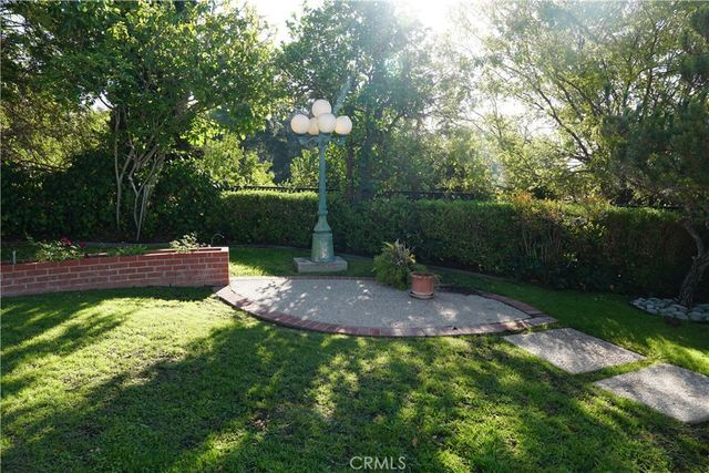 1200 Oakwood Drive, San Marino, CA 91108