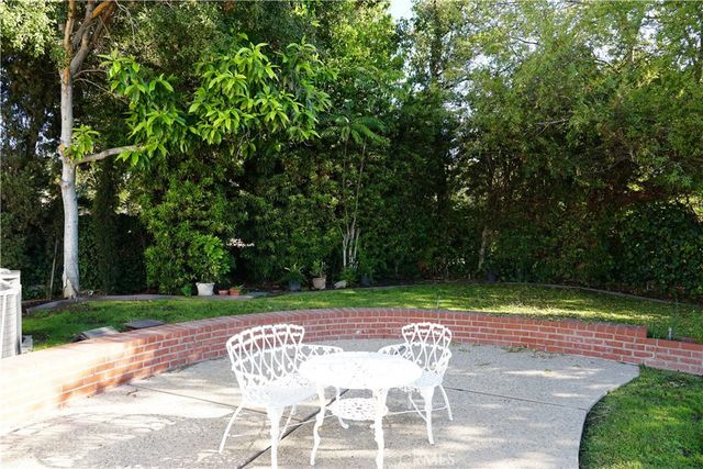 1200 Oakwood Drive, San Marino, CA 91108