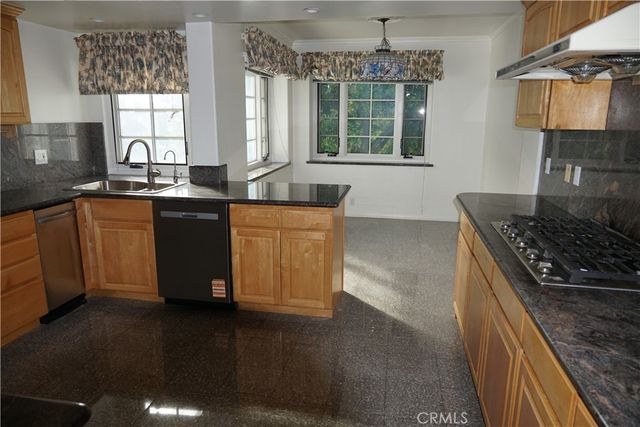 1200 Oakwood Drive, San Marino, CA 91108