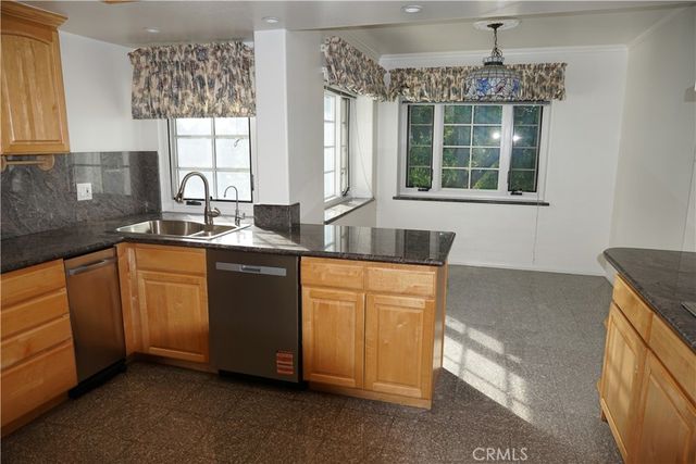 1200 Oakwood Drive, San Marino, CA 91108