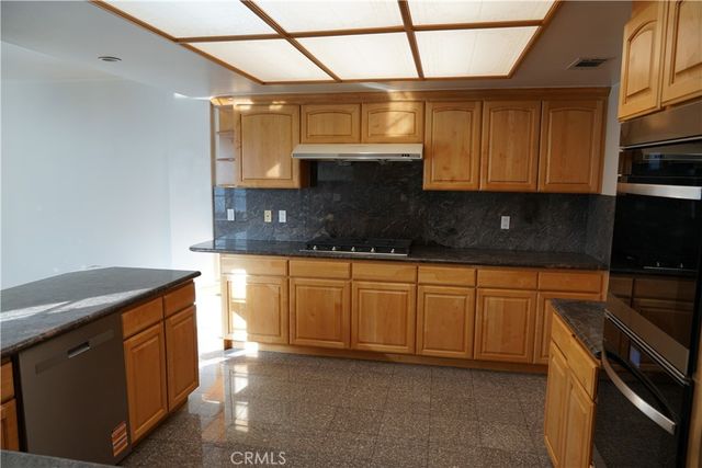 1200 Oakwood Drive, San Marino, CA 91108