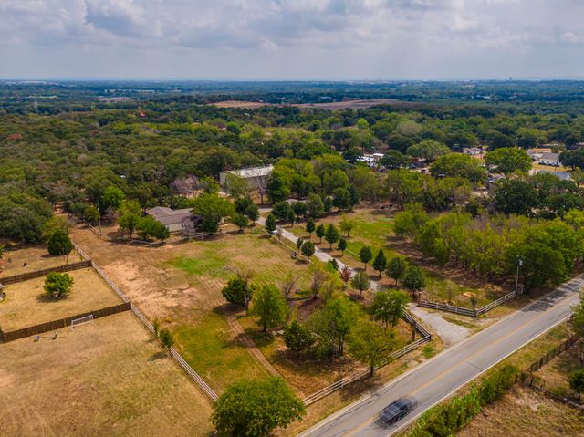 7251 Bennett Lawson Road, Mansfield, TX 76063