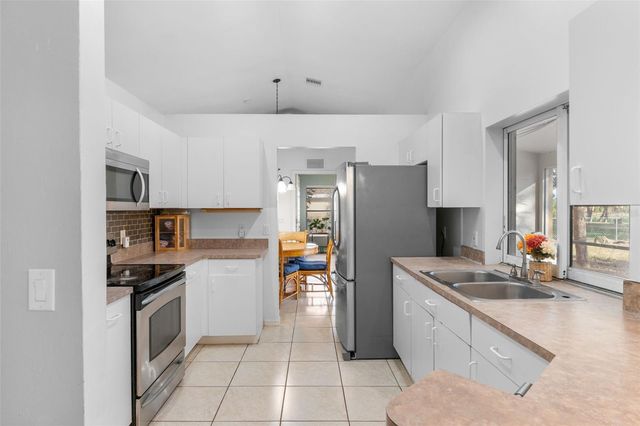 4413 HANSARD AVENUE, North Port, FL 34286