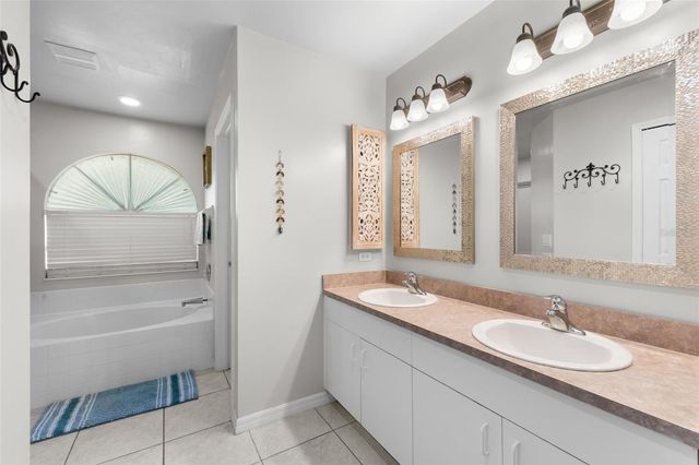 4413 HANSARD AVENUE, North Port, FL 34286