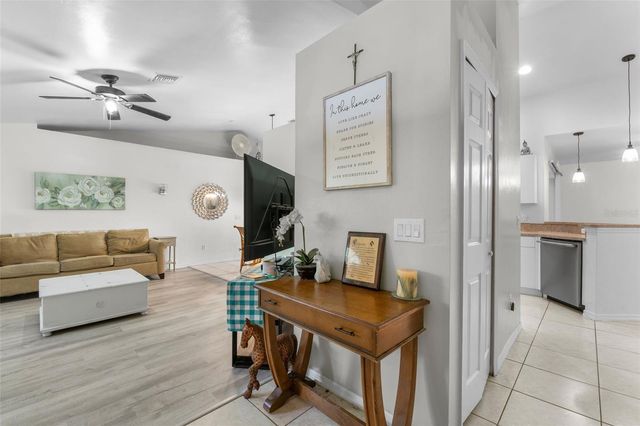 4413 HANSARD AVENUE, North Port, FL 34286