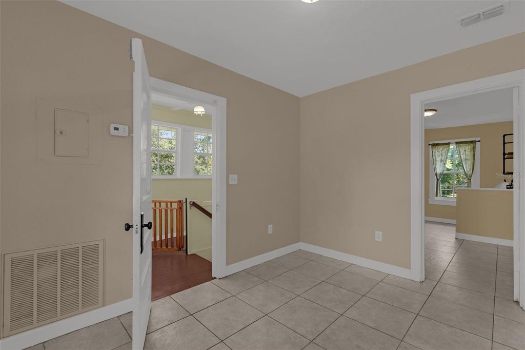 Image 29 of property listing at 1232 E LIVINGSTON STREET, Orlando, FL 32803