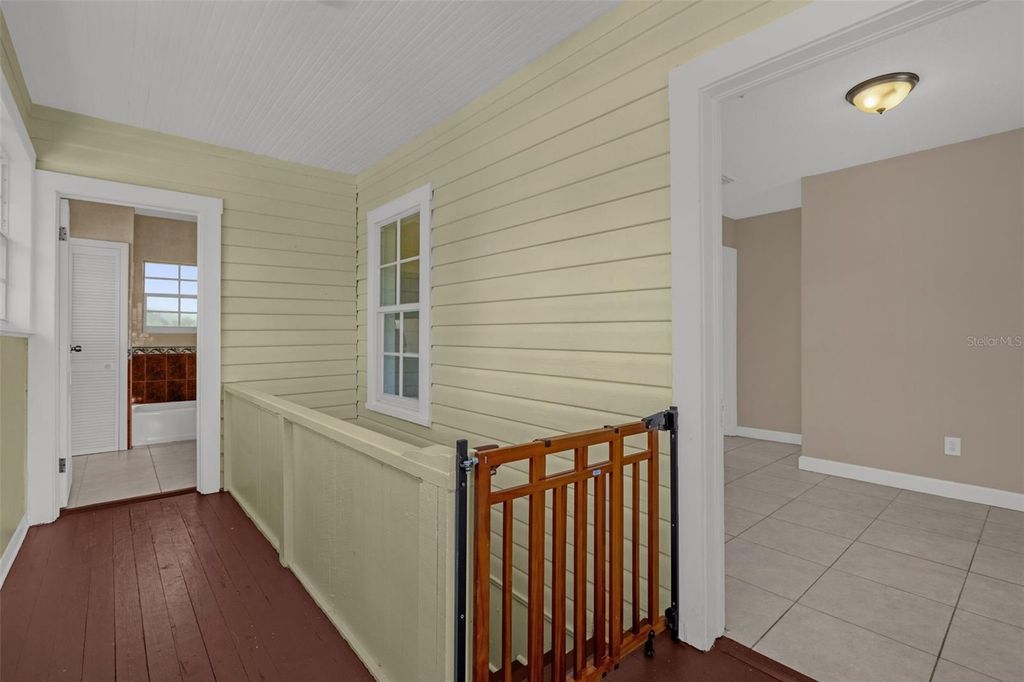 Image 31 of property listing at 1232 E LIVINGSTON STREET, Orlando, FL 32803