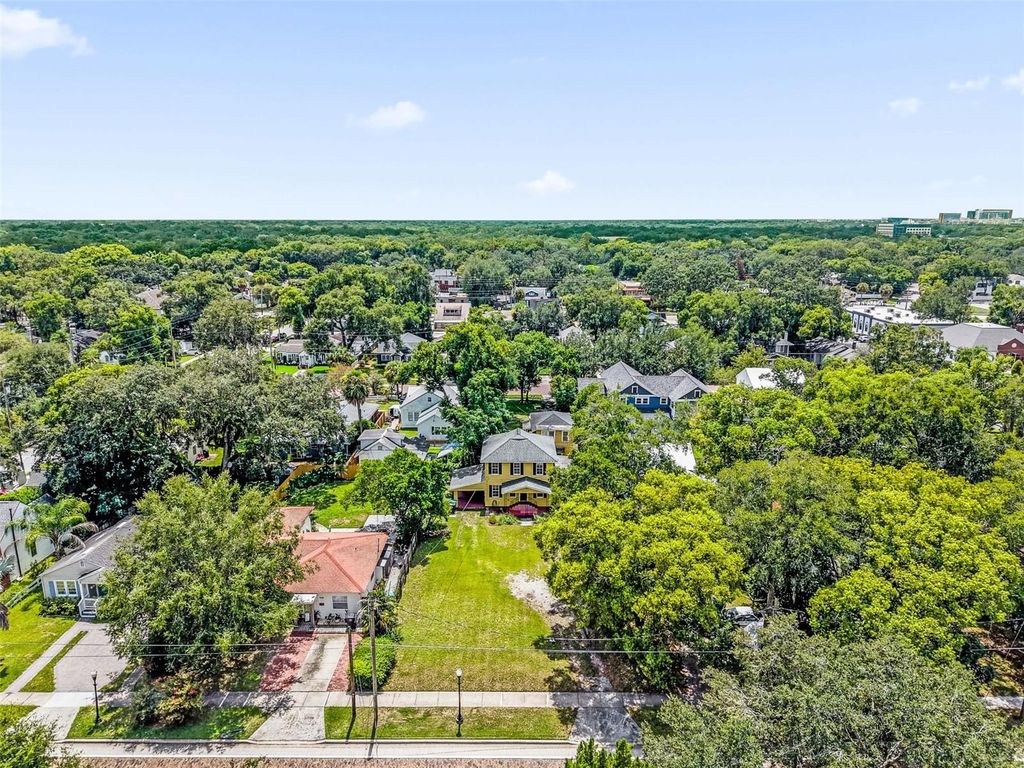 Image 36 of property listing at 1232 E LIVINGSTON STREET, Orlando, FL 32803