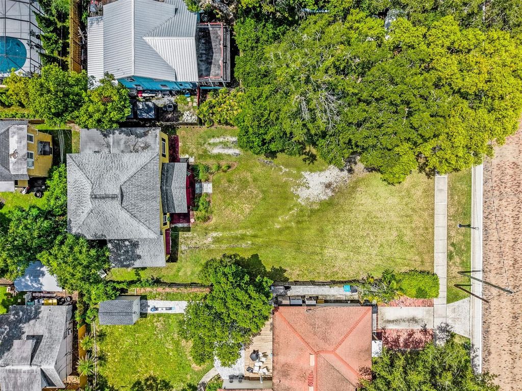 Image 39 of property listing at 1232 E LIVINGSTON STREET, Orlando, FL 32803
