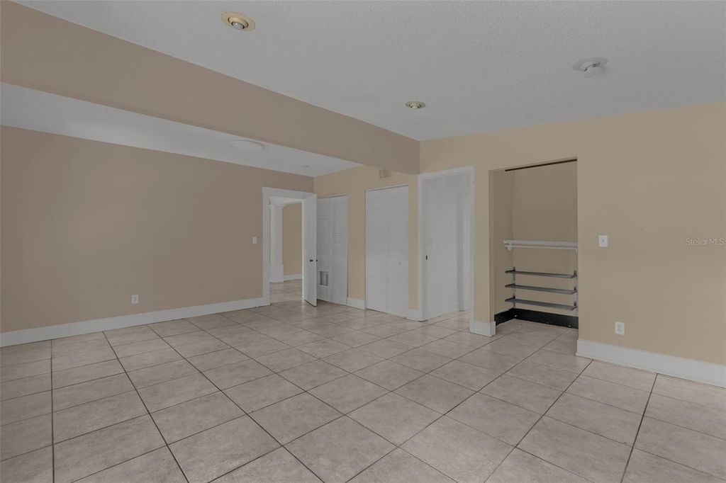 Image 8 of property listing at 1232 E LIVINGSTON STREET, Orlando, FL 32803
