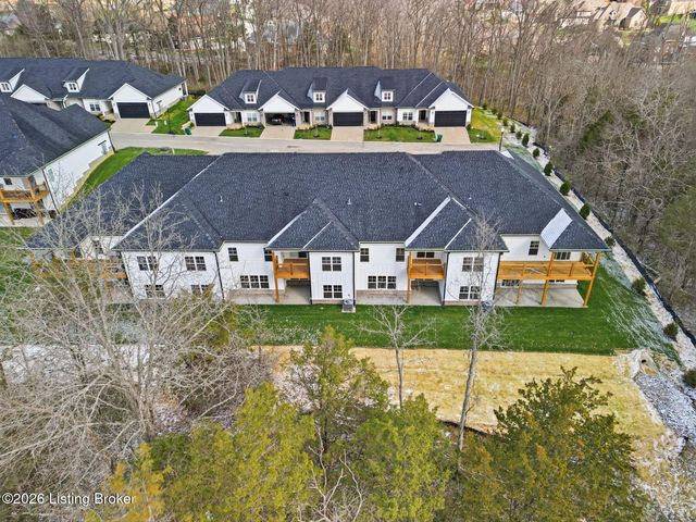 14711 Stable Gate Pl, Louisville, KY 40245