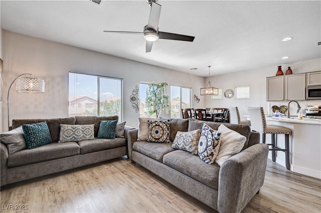 5220 Melbourne Ridge Court, Las Vegas, NV 89141