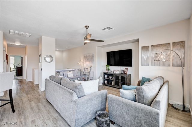 5220 Melbourne Ridge Court, Las Vegas, NV 89141