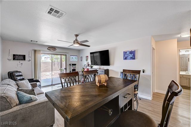 5220 Melbourne Ridge Court, Las Vegas, NV 89141