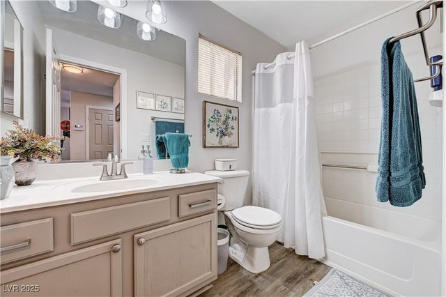 5220 Melbourne Ridge Court, Las Vegas, NV 89141