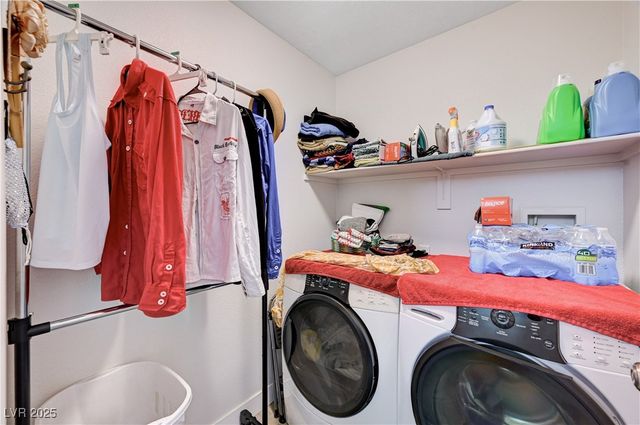 5220 Melbourne Ridge Court, Las Vegas, NV 89141