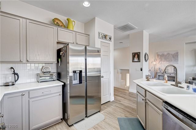 5220 Melbourne Ridge Court, Las Vegas, NV 89141