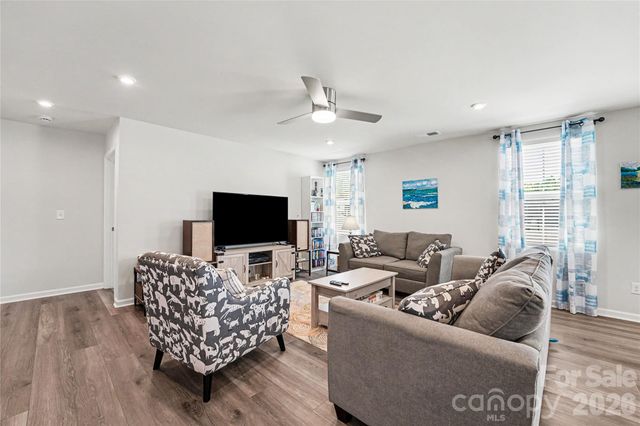 114 Weymouth Avenue, Troutman, NC 28166
