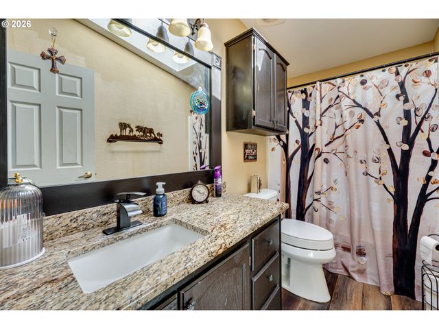 229 PROSPECT Rd, Woodland, WA 98674