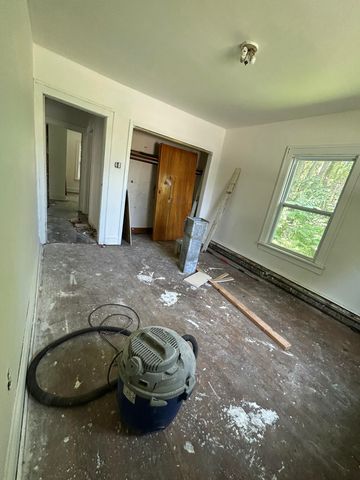 807 Franklin Street, Hobart, IN 46342