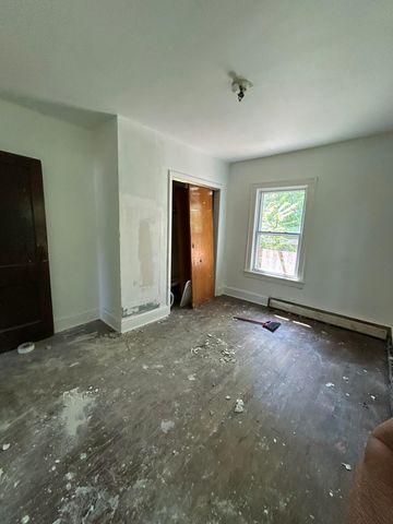 807 Franklin Street, Hobart, IN 46342