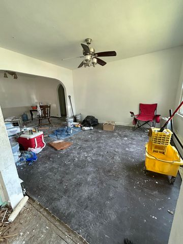 807 Franklin Street, Hobart, IN 46342