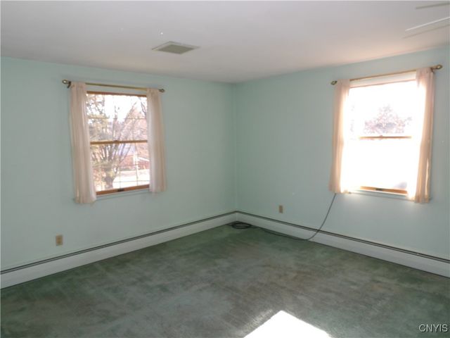 25 Rosewood Avenue, Cortland, NY 13045