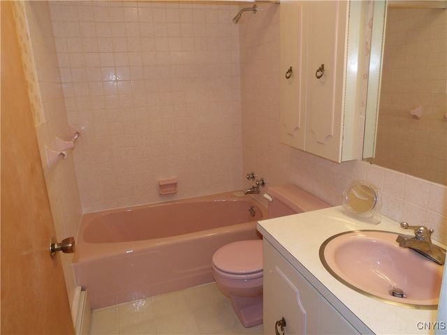 25 Rosewood Avenue, Cortland, NY 13045